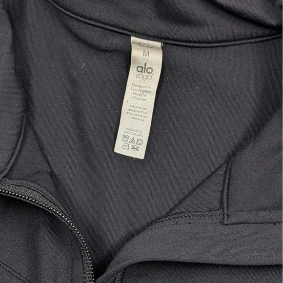 Alo Yoga Contour Jacket Womens Medium Black Full Zip Active Athleisure Athletic - Picture 3 of 7